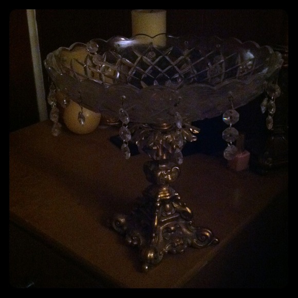 Something to hold your jewlery!