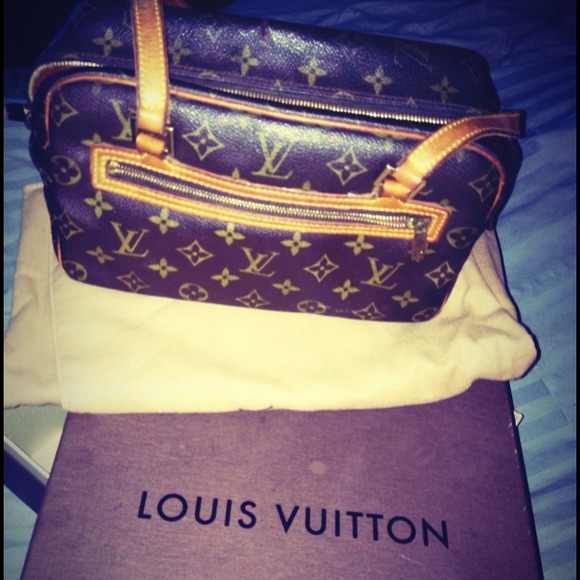 Authentic LV bought 4 yrs ago!