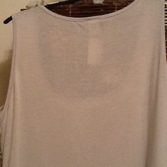 Sold✨Brector0264✨Red Lips sleeveless top - Picture 4 of 4