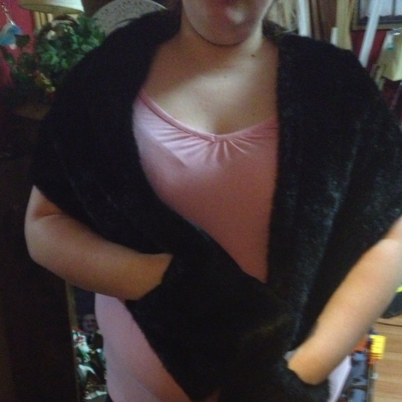 Scarf - Picture 1 of 3