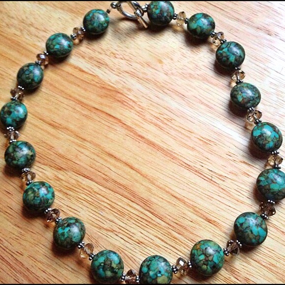 CScreations Jewelry - ✨NEW✨Handmade Turquoise  & Crystal Bead Necklace