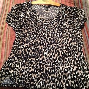 Top and two skirt bundle for Sonsah.