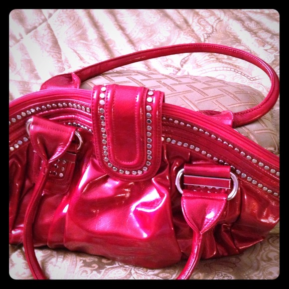 ⚡SOLD⚡**Reduced****Red color handbag