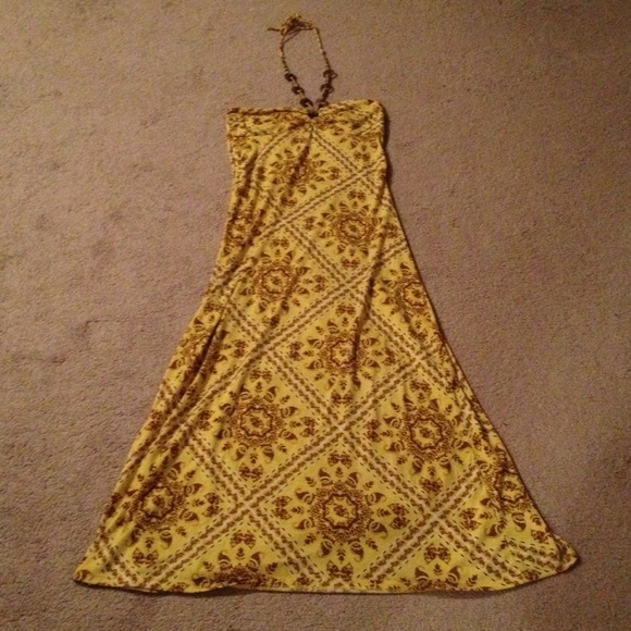 Size Large Yellow/Brown Paisley Print Maxi Dress