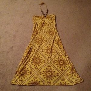 Size Large Yellow/Brown Paisley Print Maxi Dress