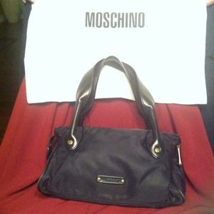 ⚠Reduced⚠Moschino Satchel in black AUTHENTIC