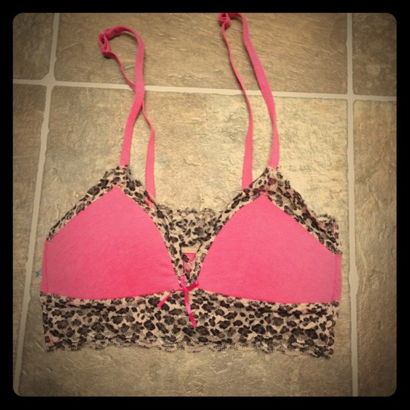Accessories - NWOT Hot Pink and leopard lace bra
