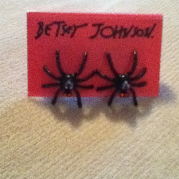 Betsey Spider Ear rings