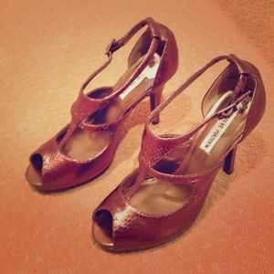 Steve Madden bronze heels