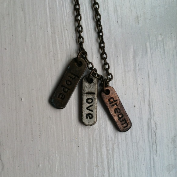 Love hope dream necklace