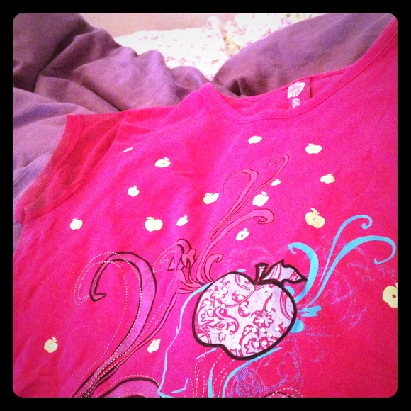 Pink T-shirt