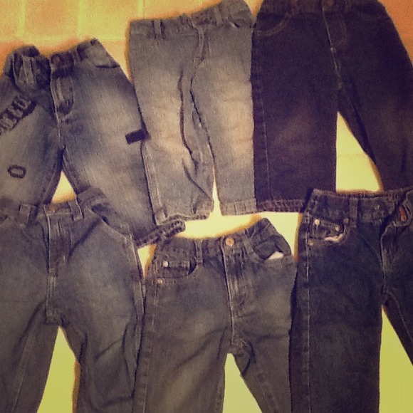 6 Pair of Boys 18mos Jeans/ Polo Sweaters Bundle