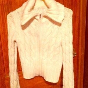 White Arizona sweater