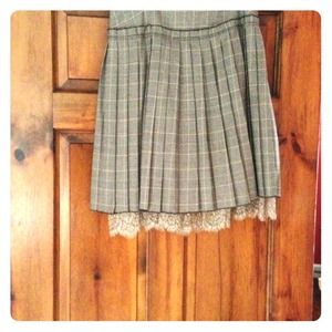 Brown plaid skirt with lace at the hem like new