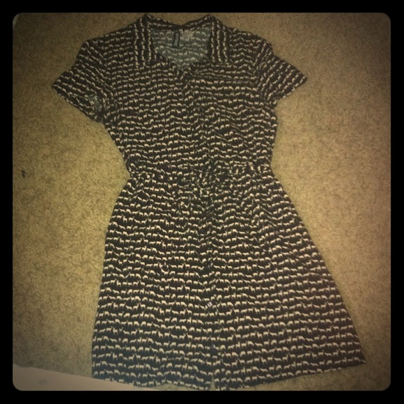 Cute button up dress!