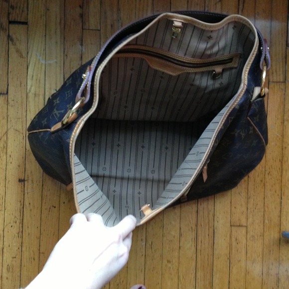 SOLD - Louis Vuitton Delightful GM - Authentic - - Picture 3 of 4