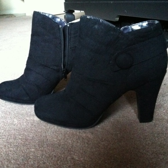 rampage booties