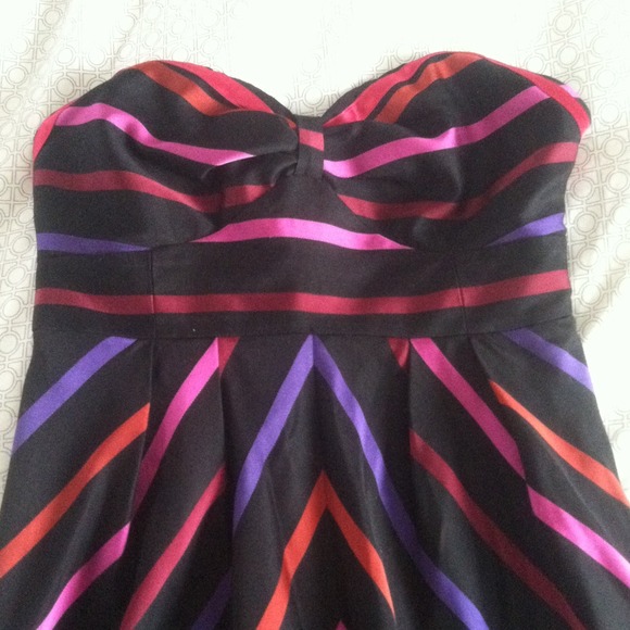 Sweetheart Striped Dress - Picture 3 of 4