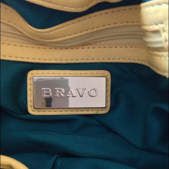 Bravo Handbag BRAND NEW! - Picture 3 of 4