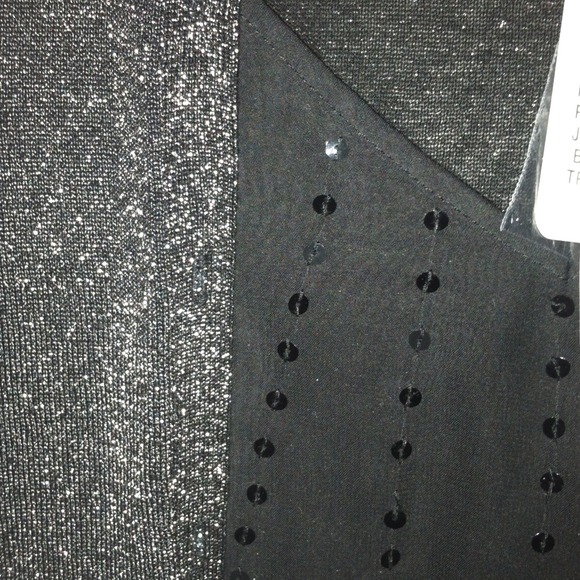 Black Layered sparkly top - Picture 2 of 6