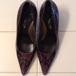 Grey and Black Leather Snake Print Pumps