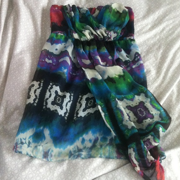 Watercolor Aztec Print Dress - Picture 2 of 3