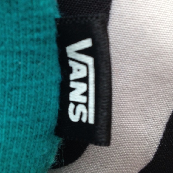 🔴FINAL REDUCTION🔴OR BEST OFFER!❌Vans dress/shirt - Picture 2 of 3