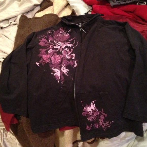 Traded***Sweat shirt