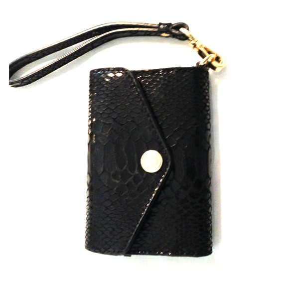 Reduced price Michael kors iPhone 4/4S wristlet