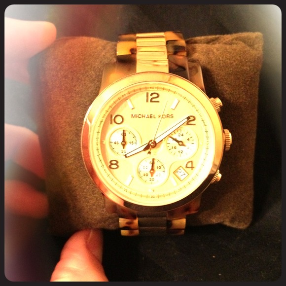 Micheal Kors tortoise shell watch