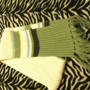 Gorgeous never worn scarf