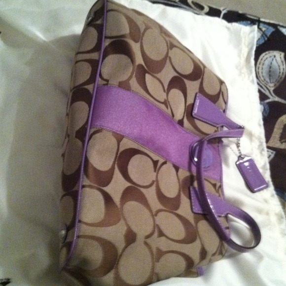 Coach purses used once