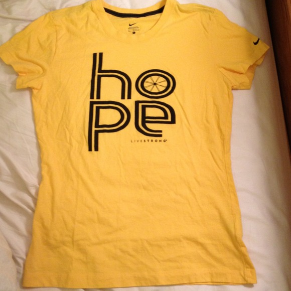 ❌❌sold-bundle❌❌Nike Livestrong Tee