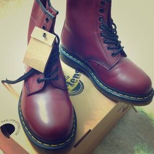 Dr. Martens 1460 Cherry Red Smooth