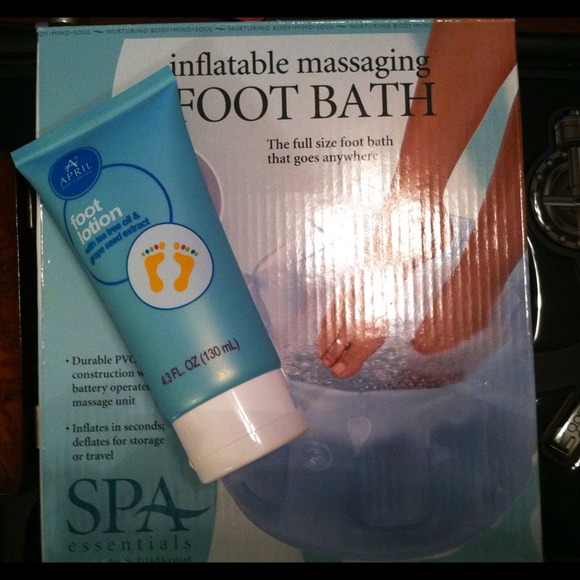 Unopened foot bath cannot use with my hands