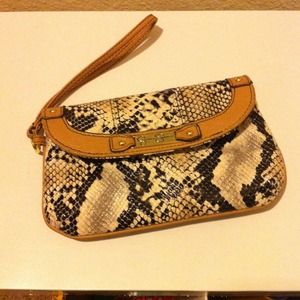 Jessica Simpson medium size wristlet