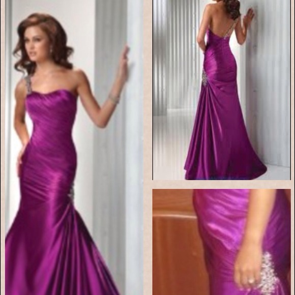 Party Dress Maggie Sottero size 4 Petite