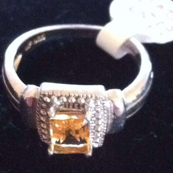 Sterling Silver Topaz Ring
