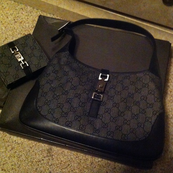 Authentic Gucci handbag and wallet