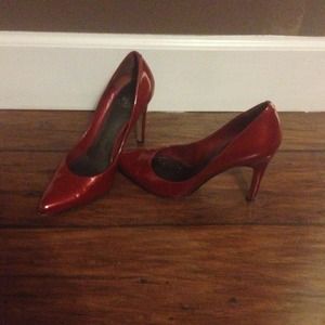 Red Nine West heels