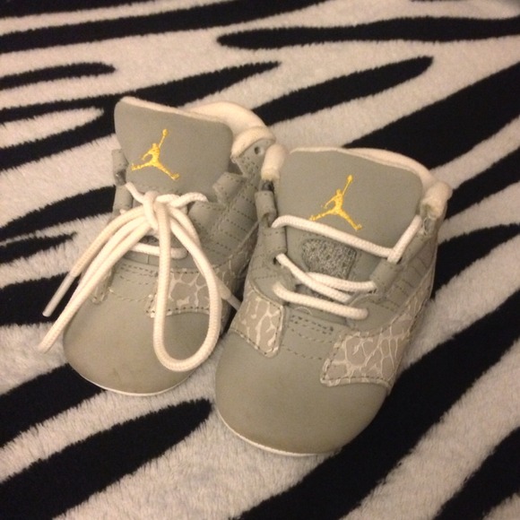 π¨SOLDπ¨ Jordan 11 Retro size 2c + hat - Picture 2 of 4