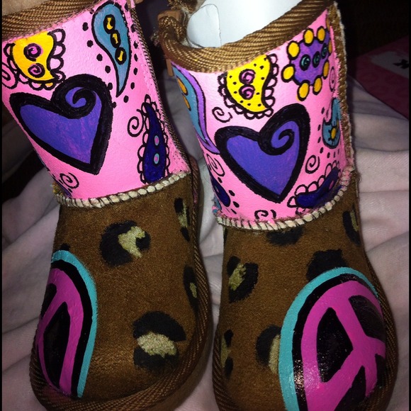 Custom painted boots - Picture 3 of 4
