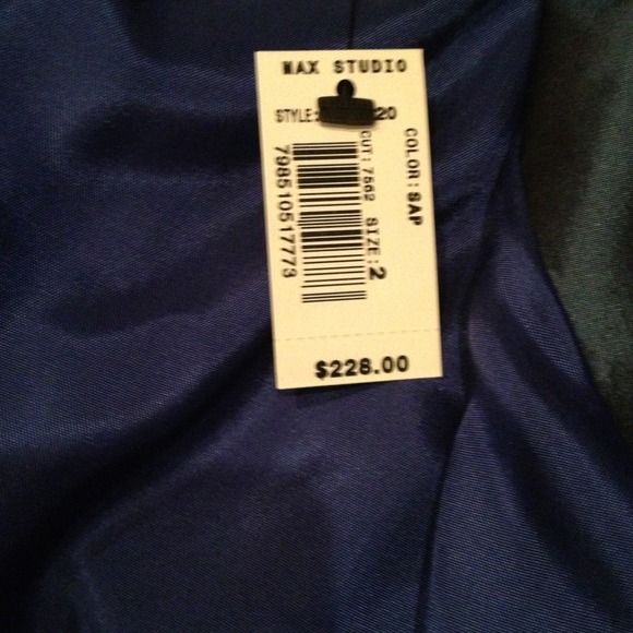 Max Studio - Picture 3 of 3