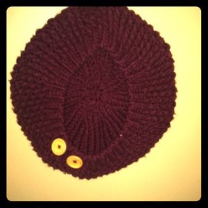 Urban Outfitters maroon knit beret