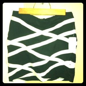 Black and white high waisted skirt