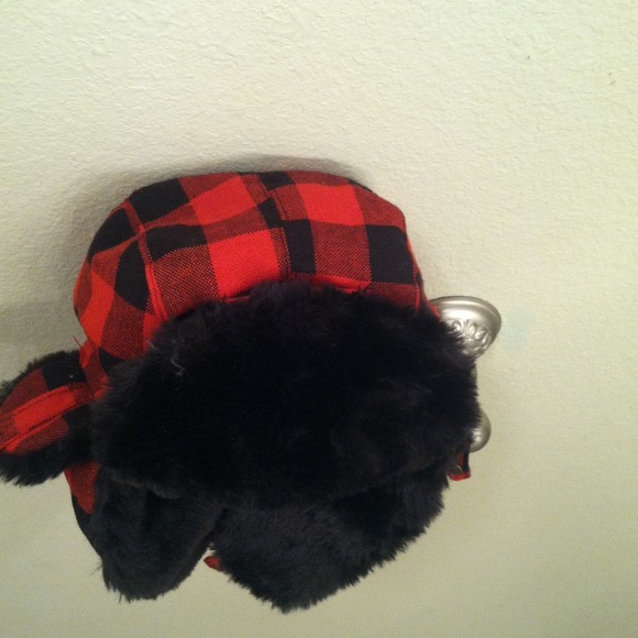 Hat - Picture 2 of 3