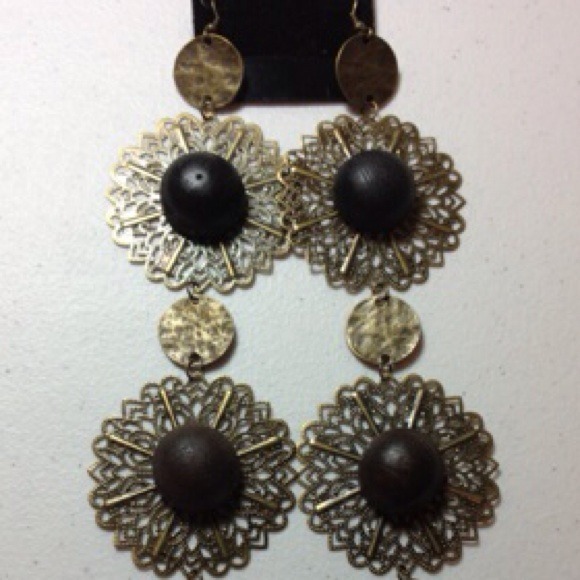 SOLD!!!- -Earrings ***NWOT***