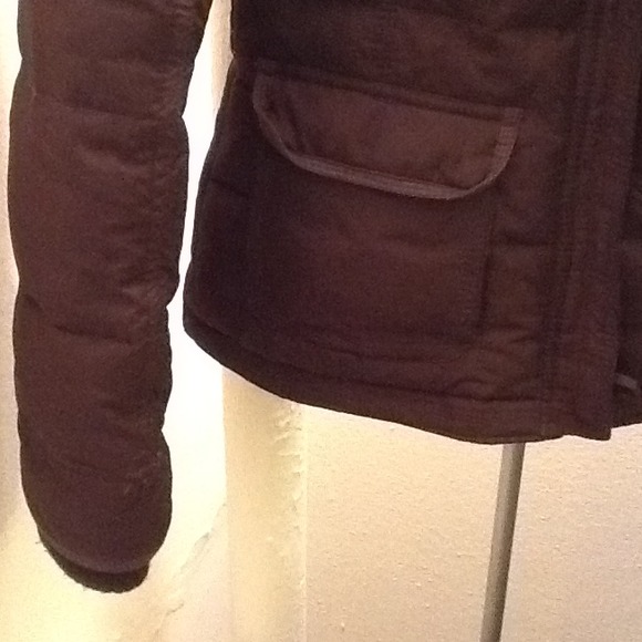 A&F puffer jacket - Picture 3 of 3