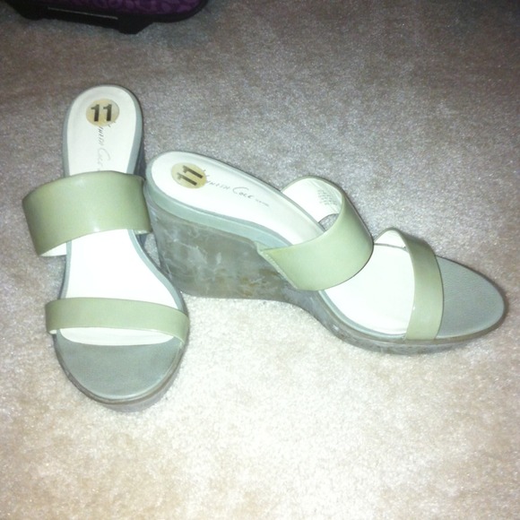 Grey Kenneth Cole wedge sandals