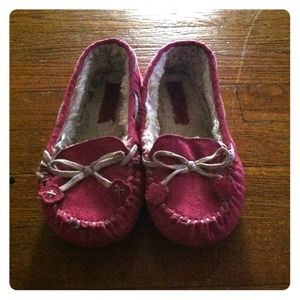 ❌SOLD❌   GIRLS Cynthia Rowley pink mocassins